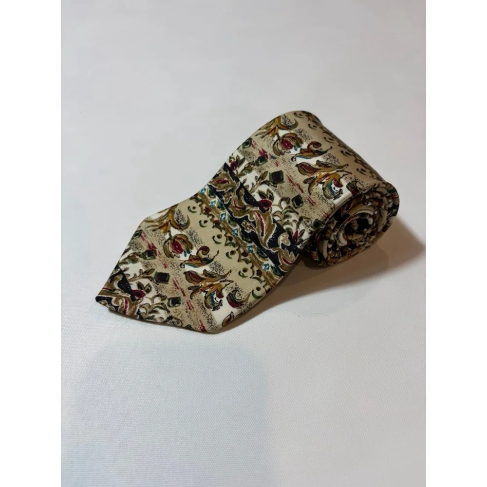 Vintage GAP Silk Tie Tapestry Floral Novelty Print USA Retro 90s